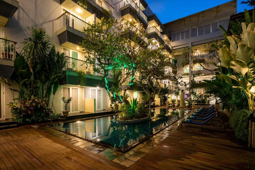 Eden Hotel Kuta  Exterior photo