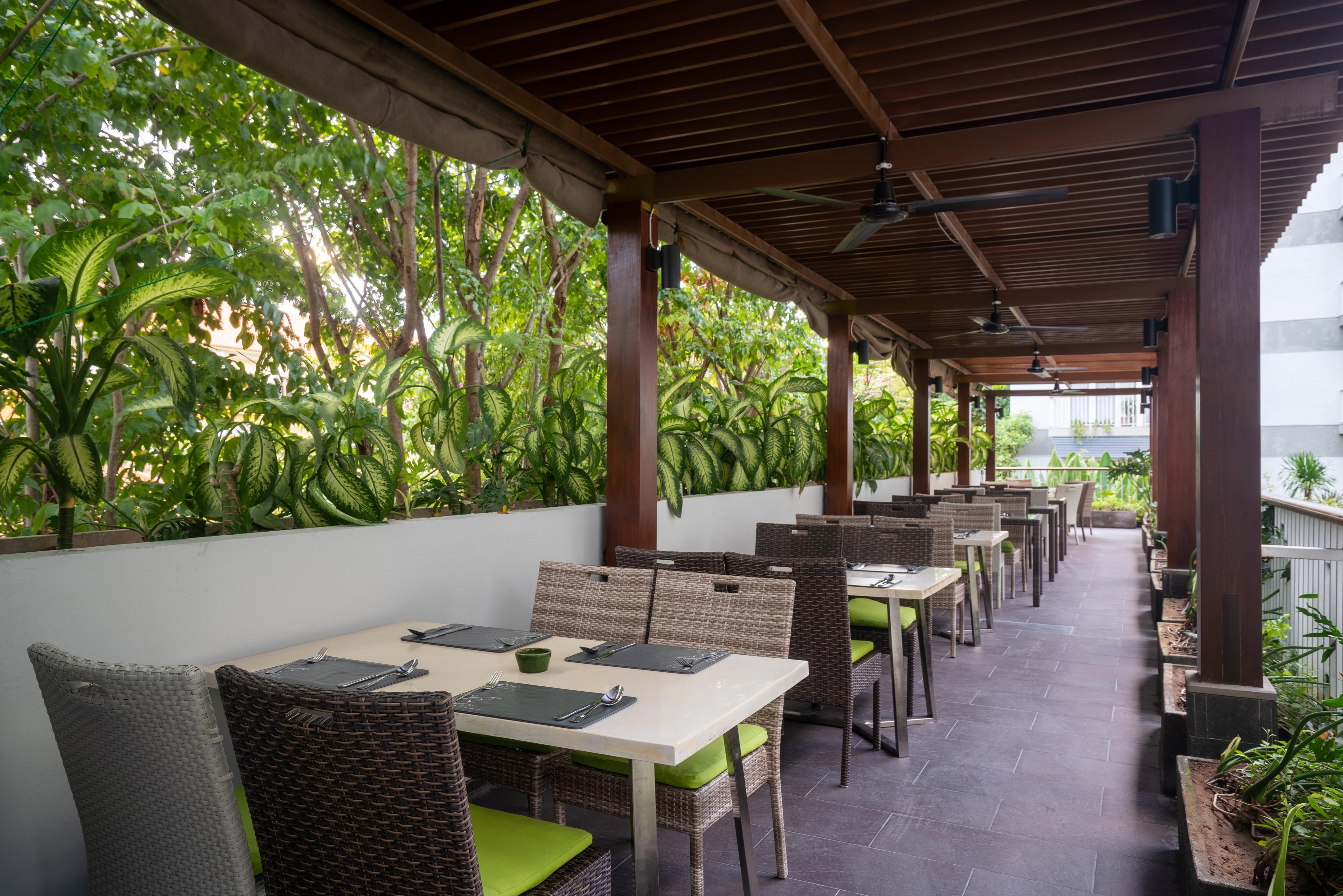 Eden Hotel Kuta  Exterior photo